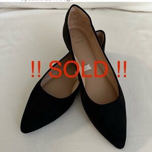 !! SOLD !! Black pointed toe flats never worn, NWOT #flats #pointedtoe